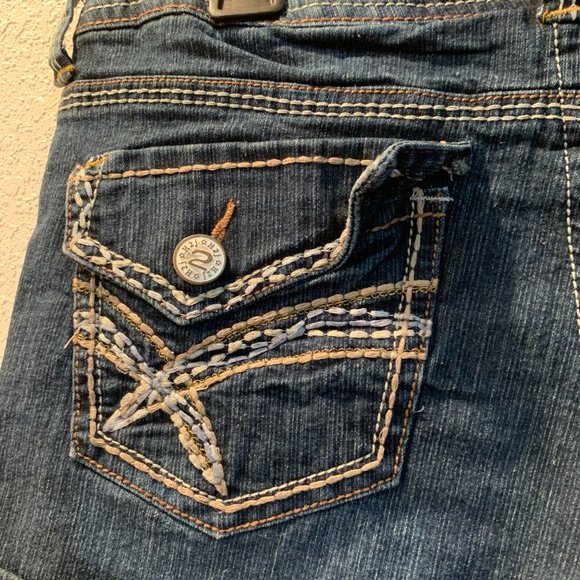 2 pairs of short shorts size 11 by Dollhouse and H2J good condition pre owned - Picture 13 of 15